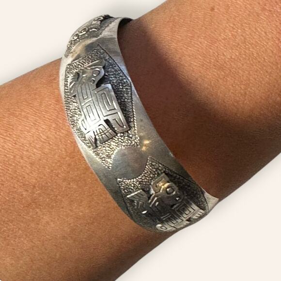 Mexican / Aztec 900 silver cuff bracelet - Picture 3 of 14